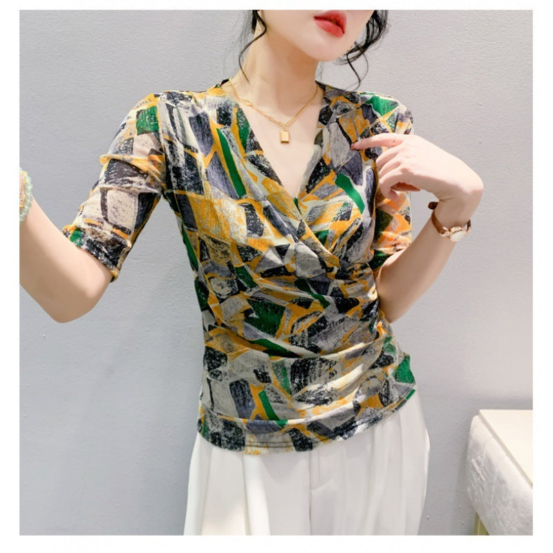 Casual Retro Standard Half Sleeve Regular V-neck All-match Bottoming Shirt